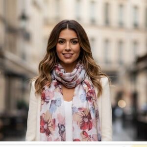 Elegant Floral Women's Scarf